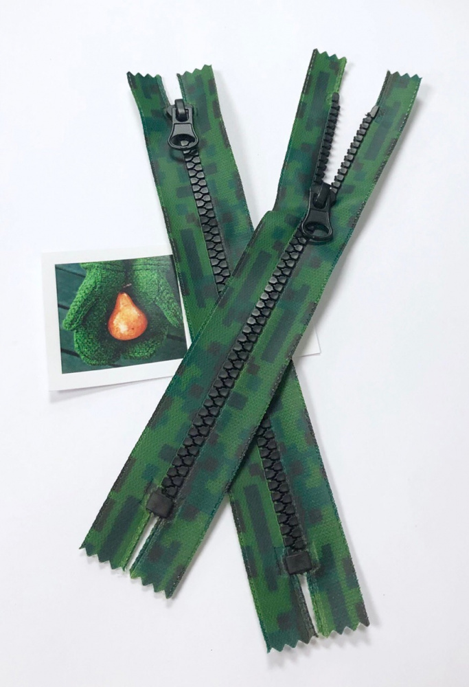 Акулий зуб милитари, хаки