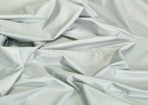 Серо-зеленый