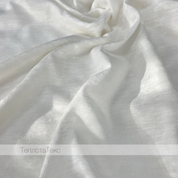 белый теплый